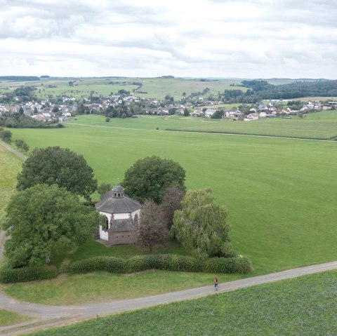 Die Frohnertkapelle, © Naturpark Südeifel - Thomas Urbany